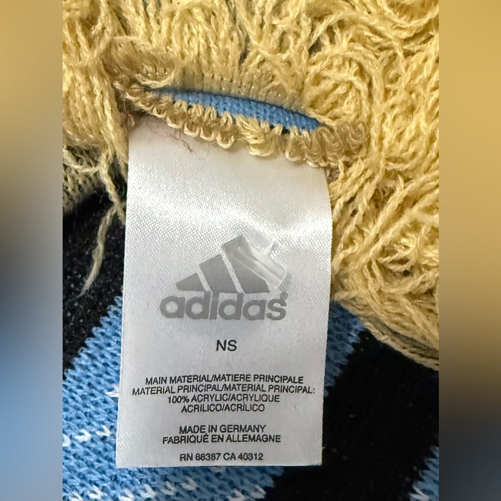Adidas Sky Blue and White Argentina Scarf. - Picture 3 of 4